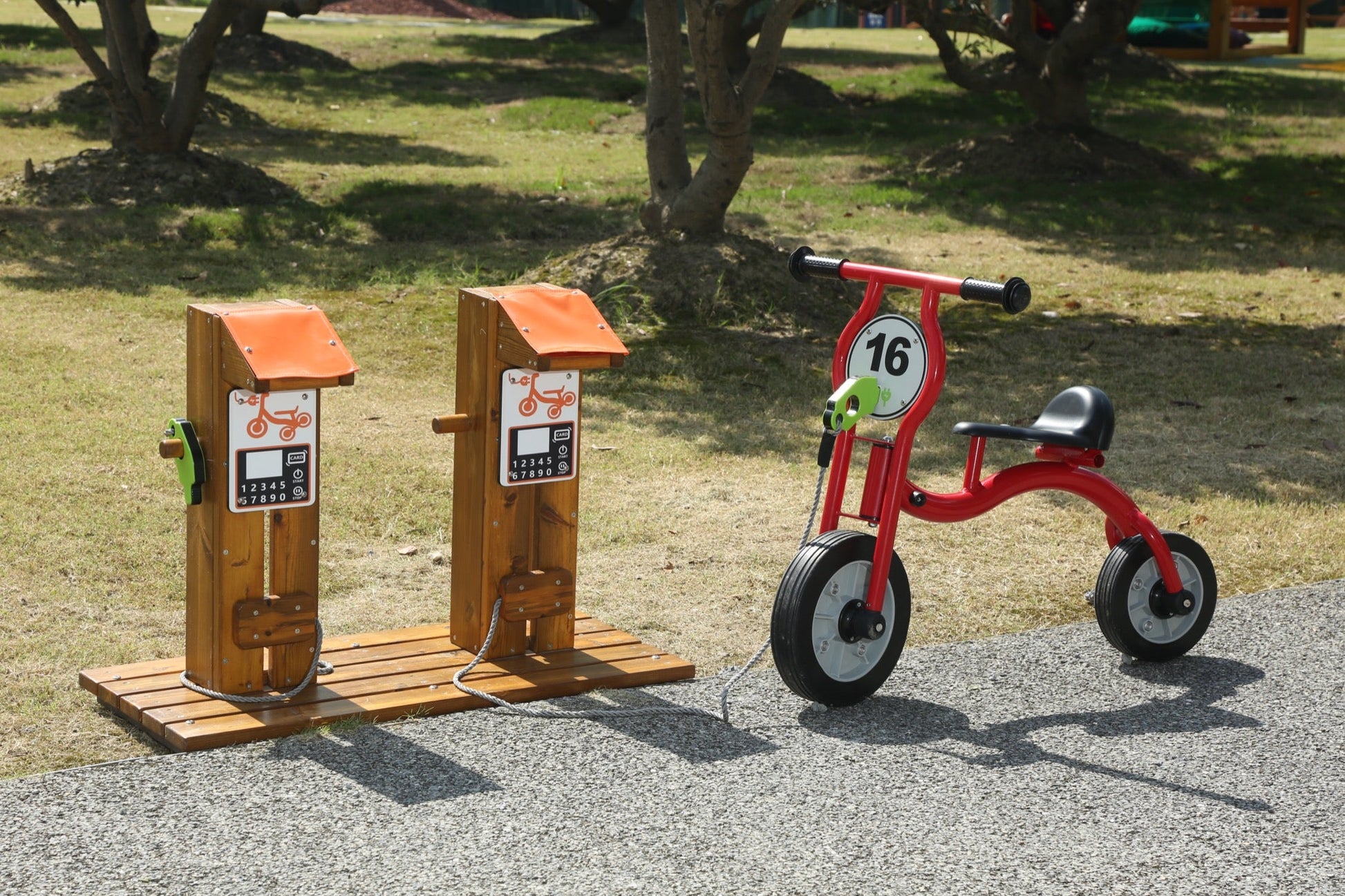 Wisdom - Wisdom - Oplaadstation voor kinderfietsen en driewielers - Playlaan