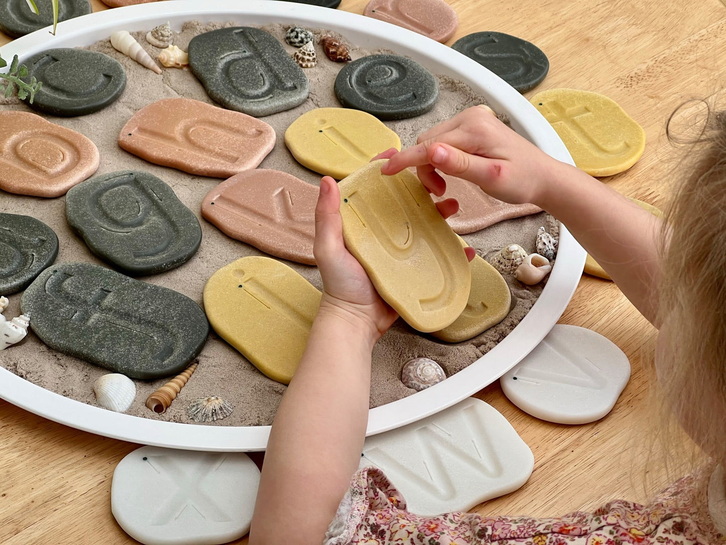 Yellow Door - Yellow Door - Feels - Write Lowercase Letter Stones - Playlaan