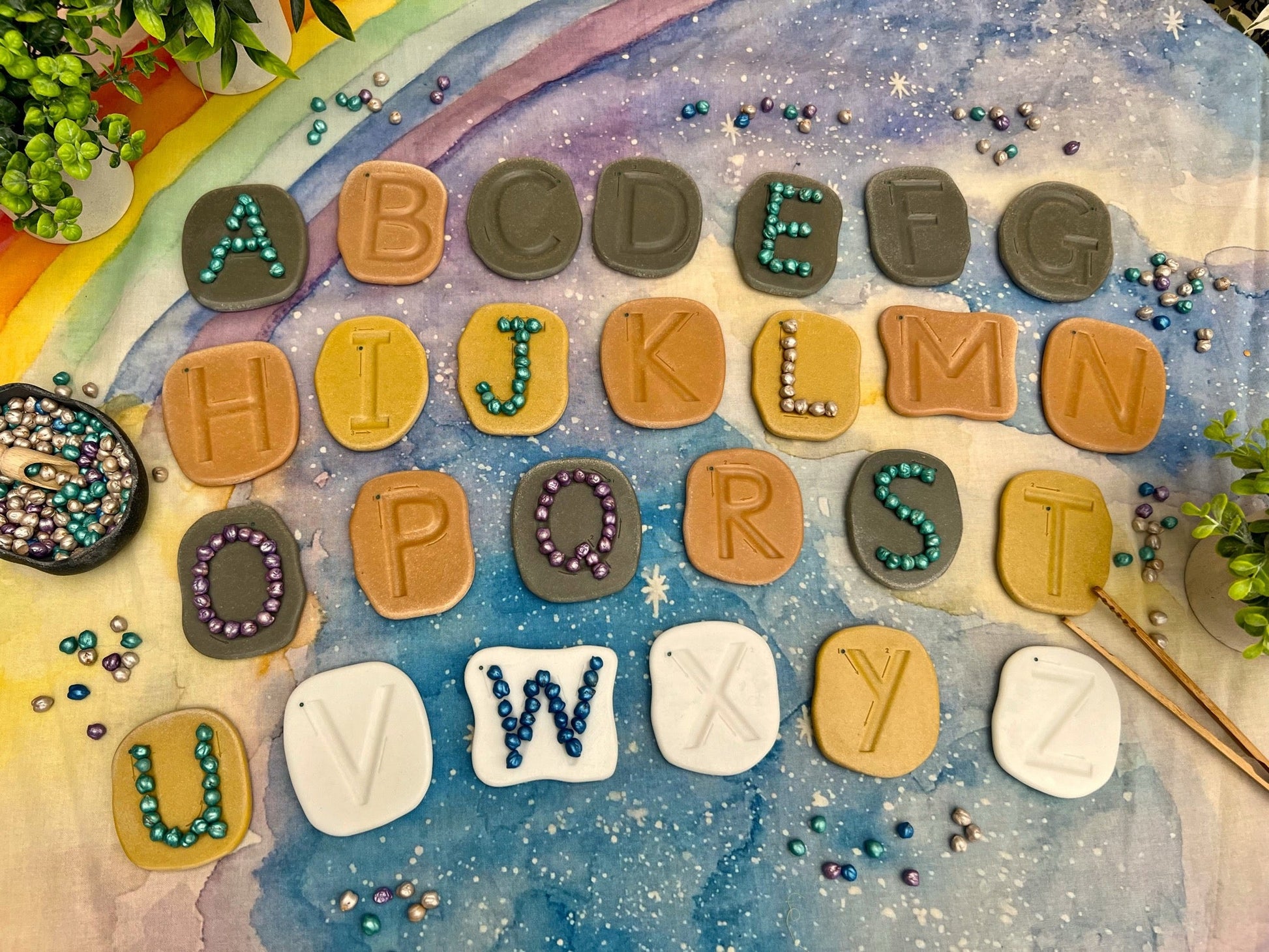 Yellow Door - Yellow Door - Feels - Write Uppercase Letter Stones - Playlaan