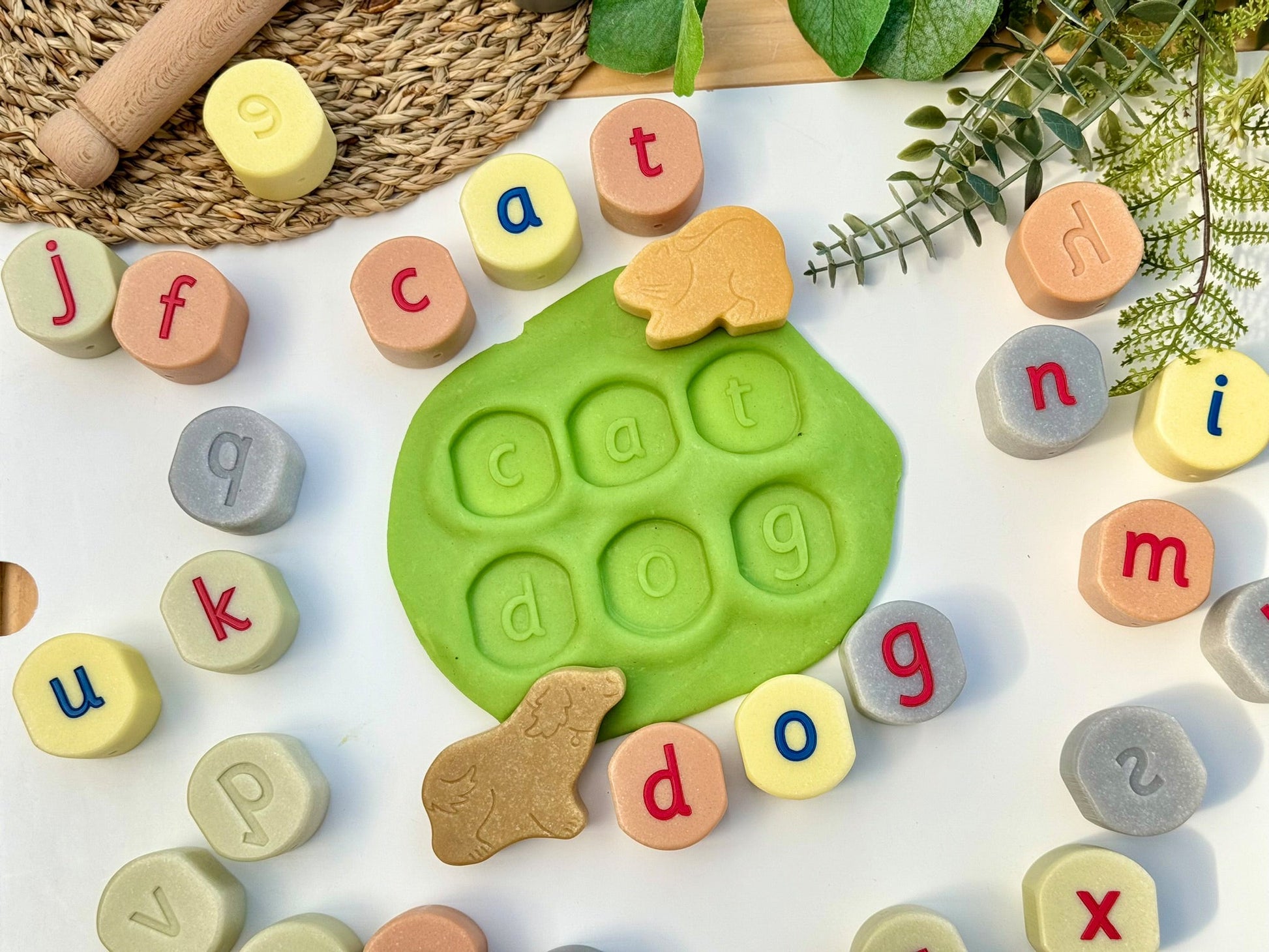 Yellow Door - Yellow Door - Lowercase Alphabet Stamping Stones - Playlaan