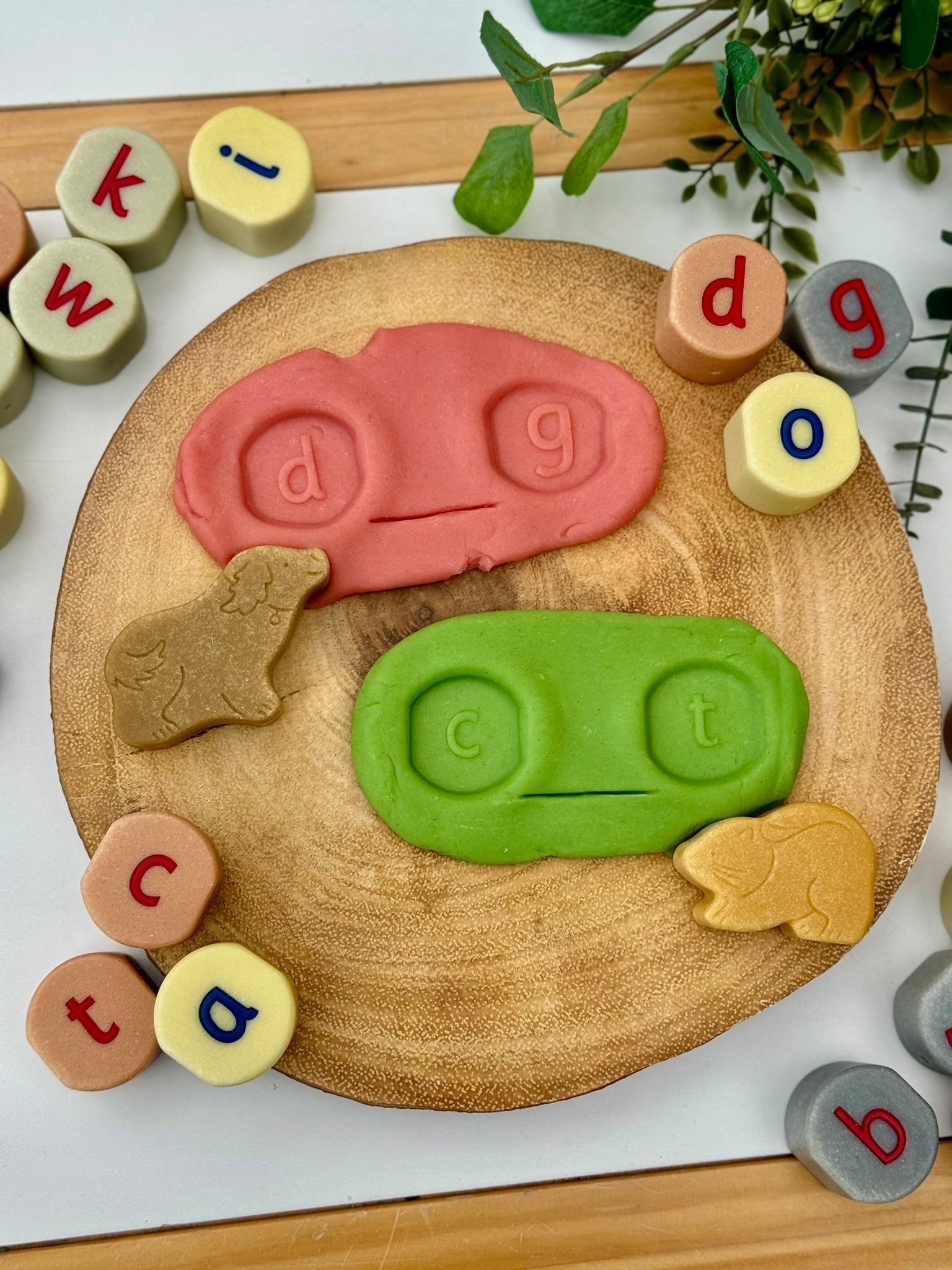 Yellow Door - Yellow Door - Lowercase Alphabet Stamping Stones - Playlaan