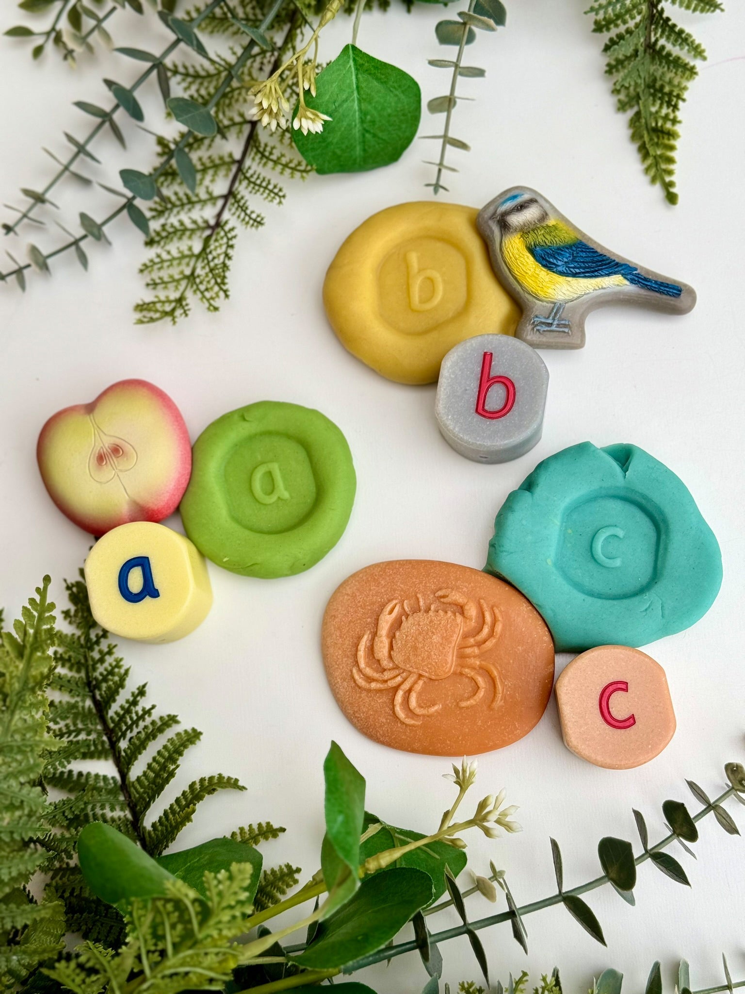Yellow Door - Yellow Door - Lowercase Alphabet Stamping Stones - Playlaan