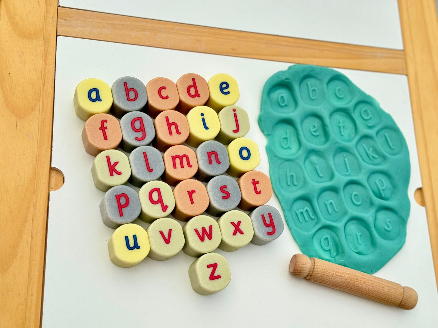 Yellow Door - Yellow Door - Lowercase Alphabet Stamping Stones - Playlaan