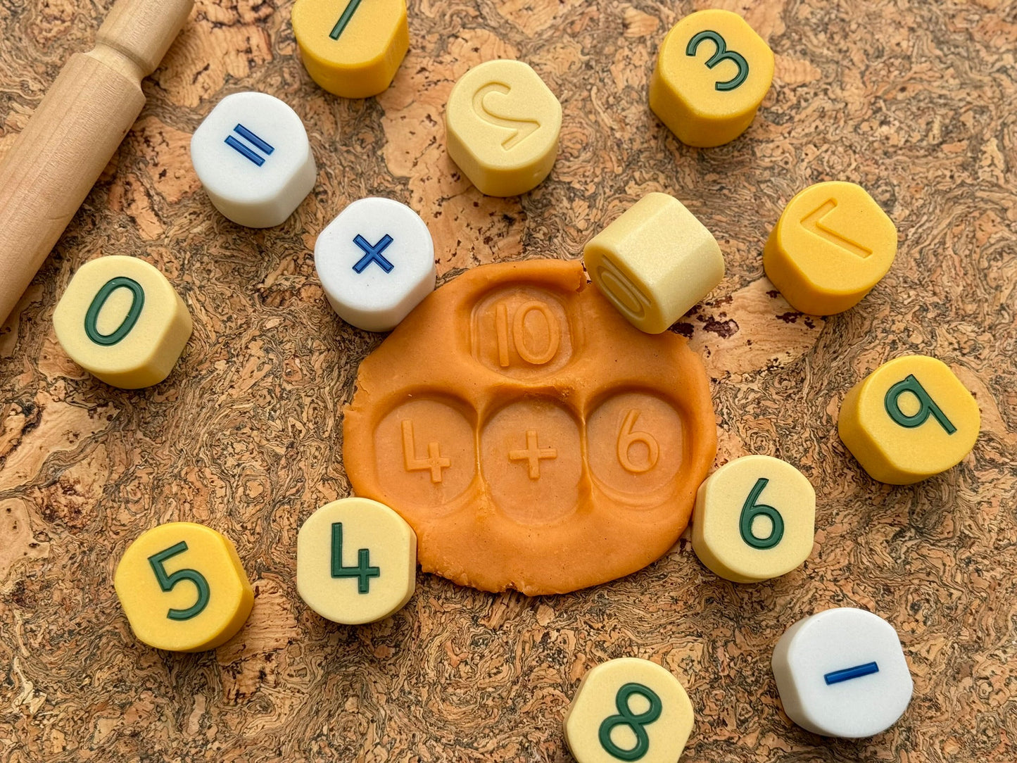 Yellow Door - Yellow Door - Number Stamping Stones - Playlaan