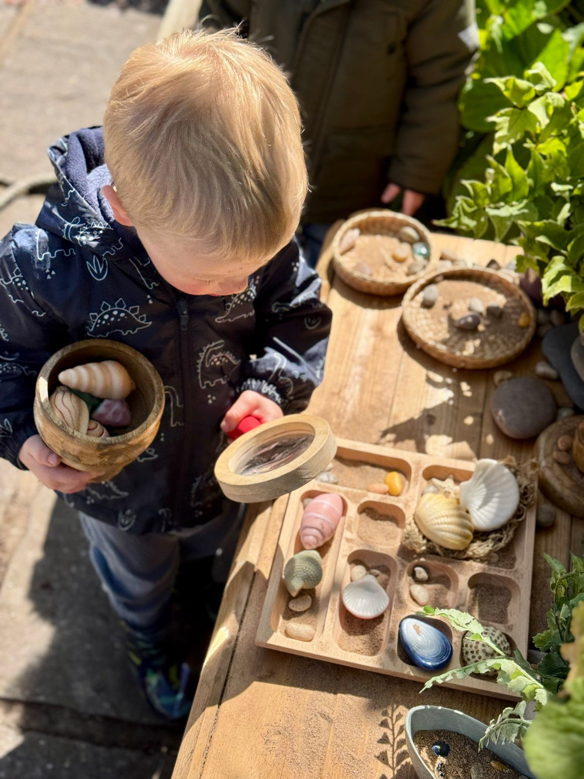 Yellow Door - Yellow Door - Sensory Play Stones - Seashells - Playlaan