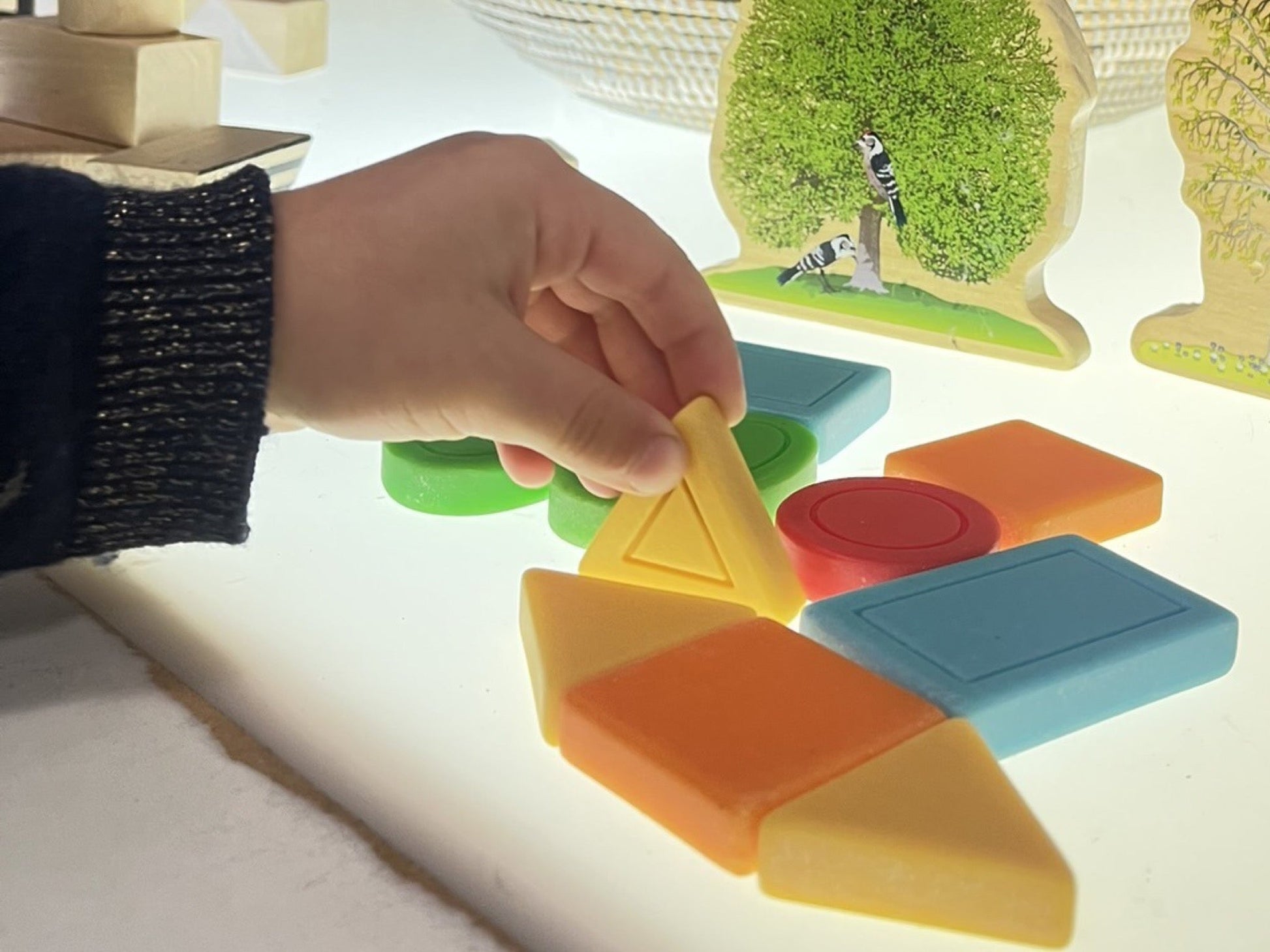 Yellow Door - Yellow Door - Shape and Colour Stones - Playlaan