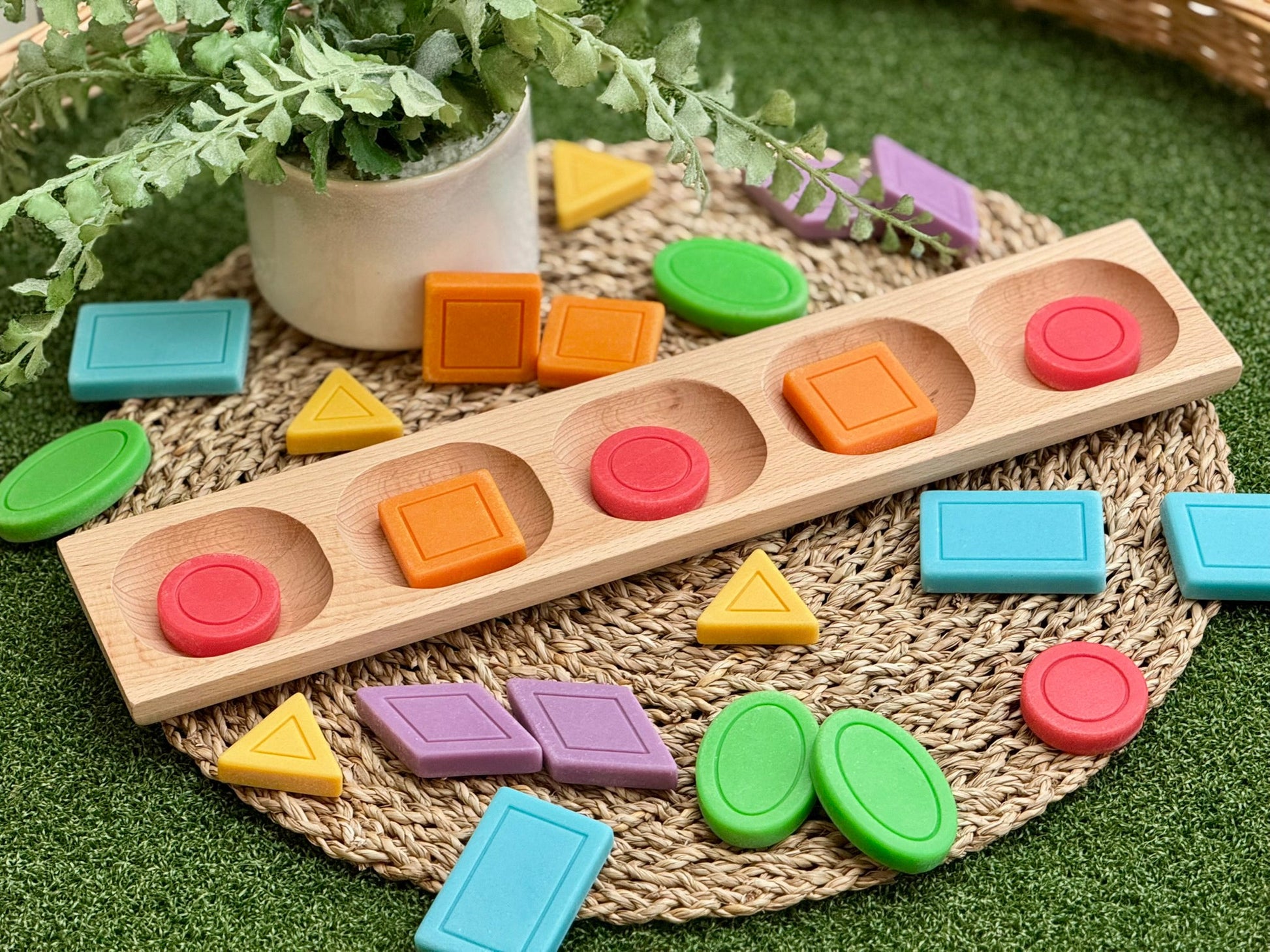 Yellow Door - Yellow Door - Shape and Colour Stones - Playlaan