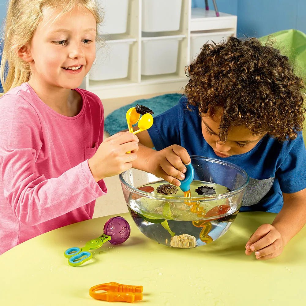 Learning Resources - Helping Hands Fine Motor Set - Playlaan