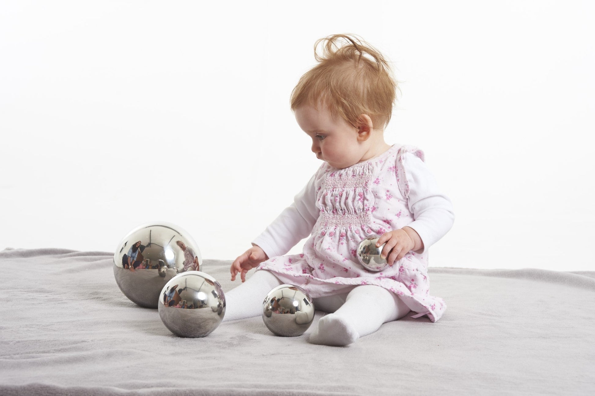 Tickit - Sensory Reflective Silver Balls - Playlaan