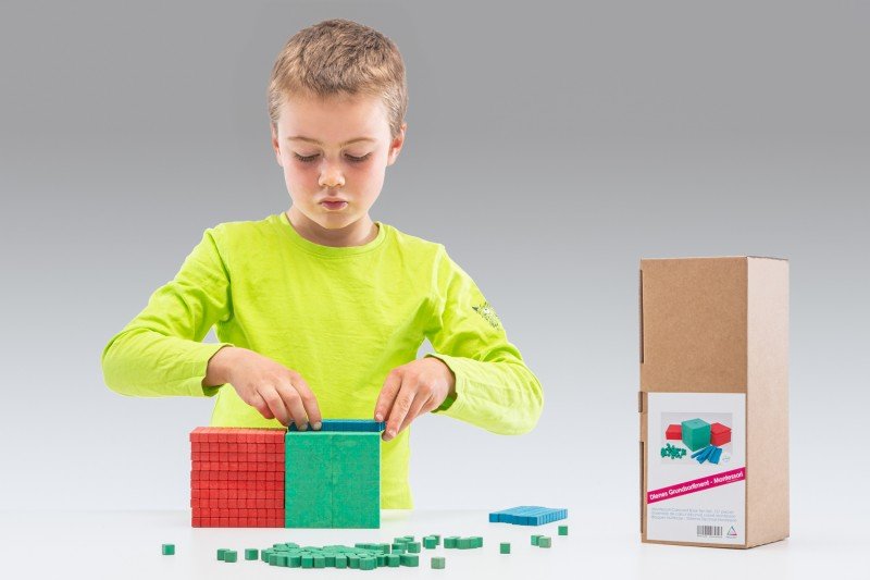 Wissner - Dienes Base Tien set in 3 Montessori kleuren 121 stuks, in kartonnen doos met instructie - Playlaan