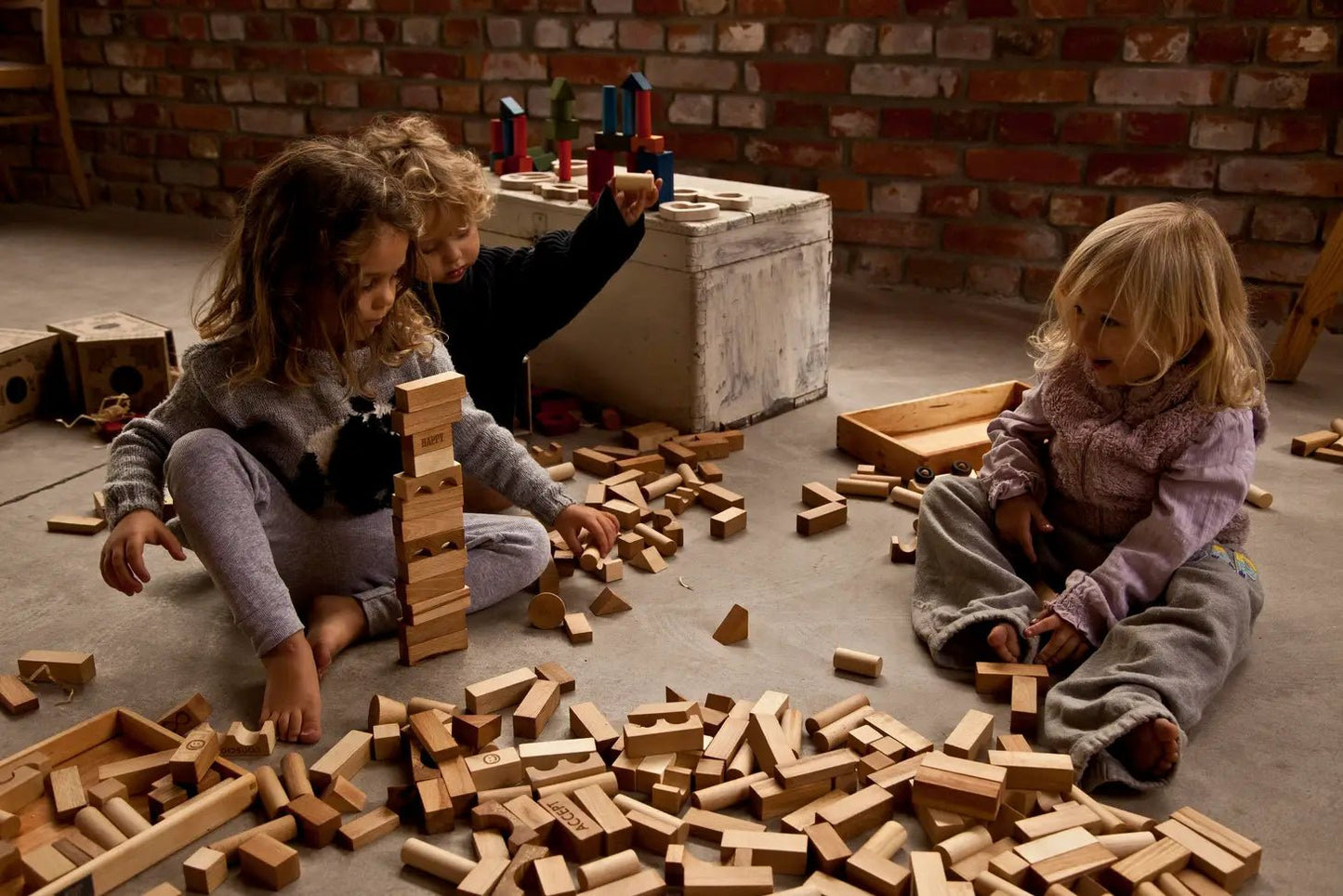 Wooden Story - Houten blokken in kist - 30 stuks - naturel - Playlaan