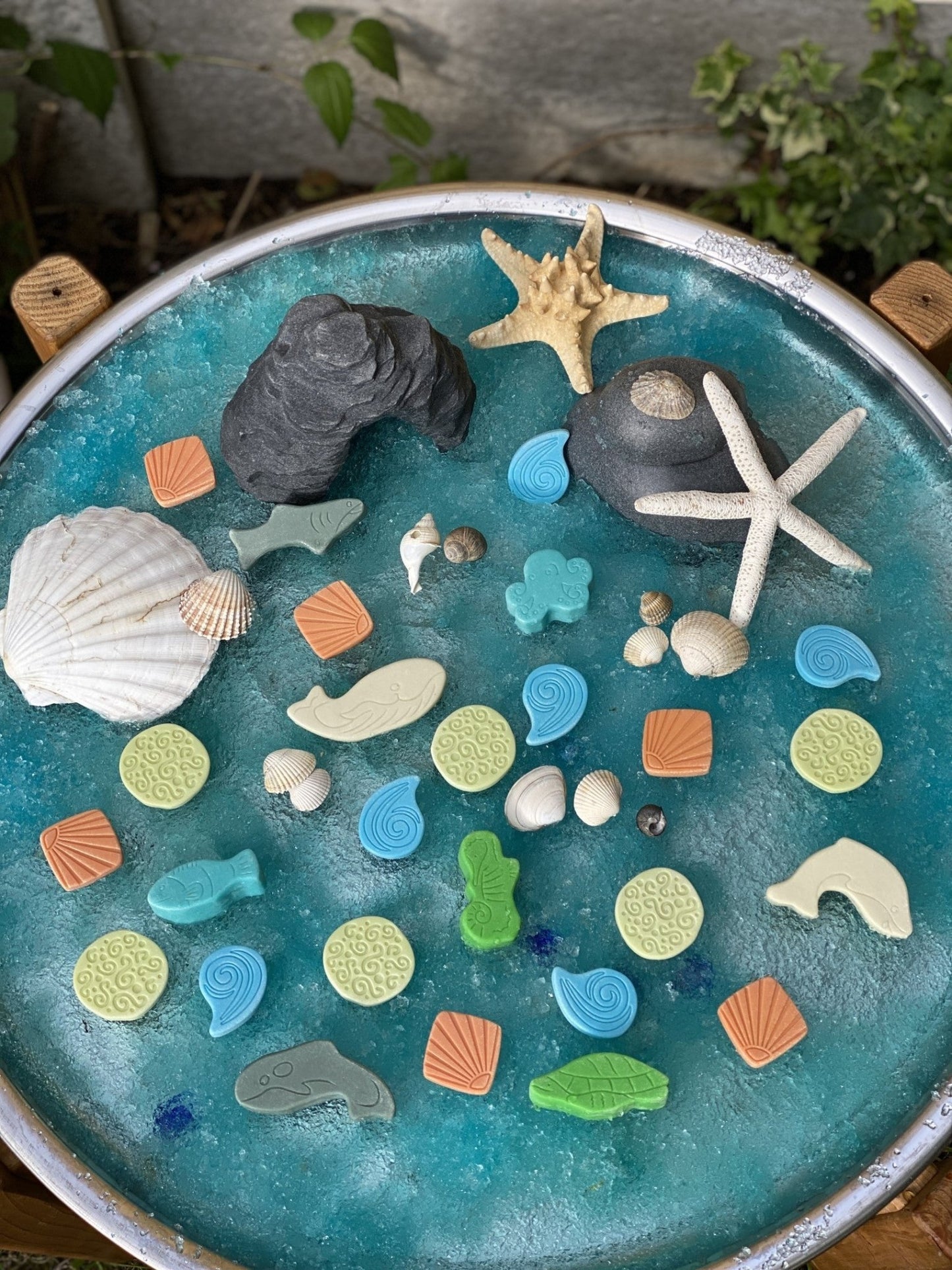 Yellow Door - Scenery Stones - Ocean Play - Playlaan